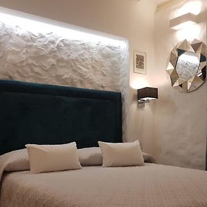 Room Del Giglio